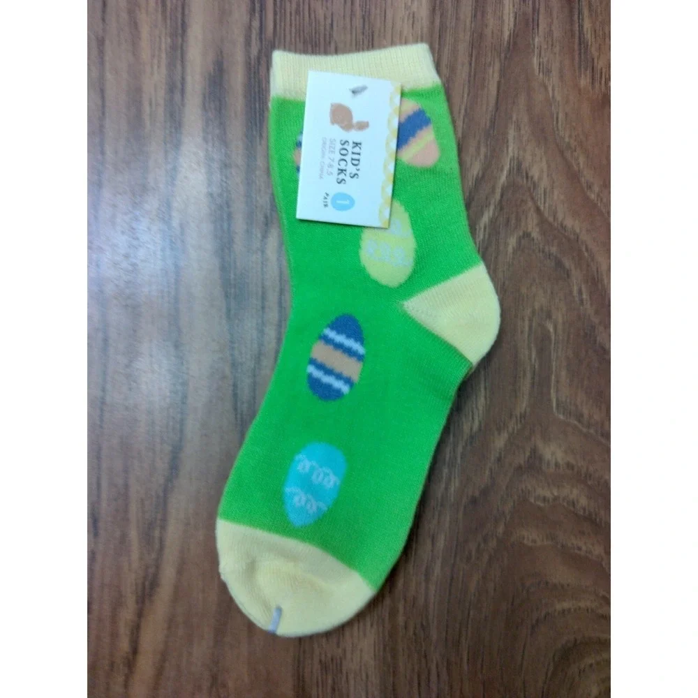 Kid's Socks Easter Socks 3 Pair Size 7-8.5 NEW bunny Easter egg carrots
